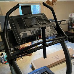 NordicTrack x11i Treadmill