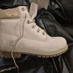 Women's Timbo's