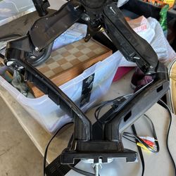 Dual Monitor Mount