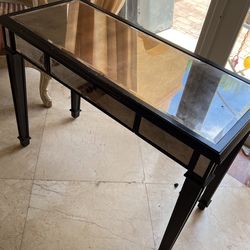 make up vanity 