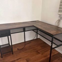 L-Shaped Desk With Storage 
