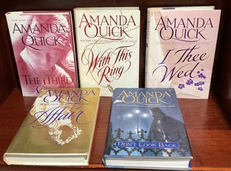 Amanda Quick Hardcover Books