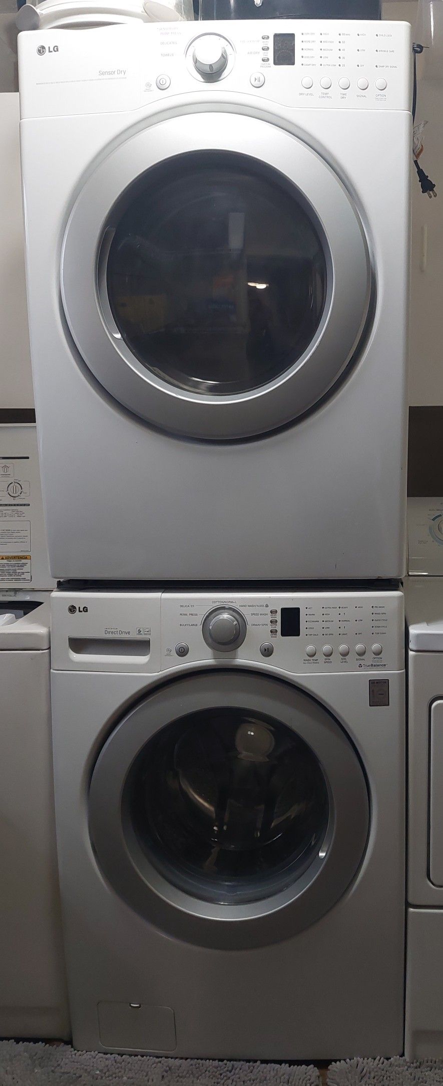 LG Front Load Washer And Dry For Sale $400
