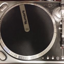 Turntable Numark TT200