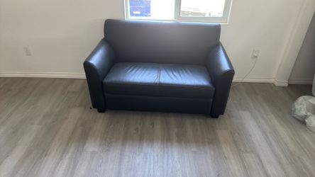 Free 2 seat  couch very clean no damage
