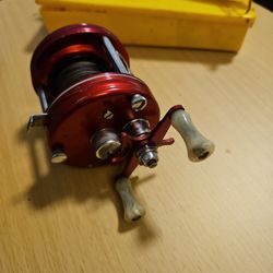 Fishing  Reel 