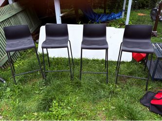 Stackable office chairs/stools