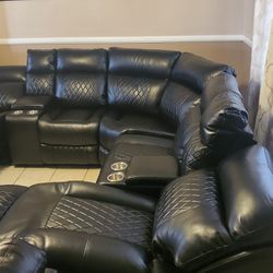 Leather Reclinable Sectional 
