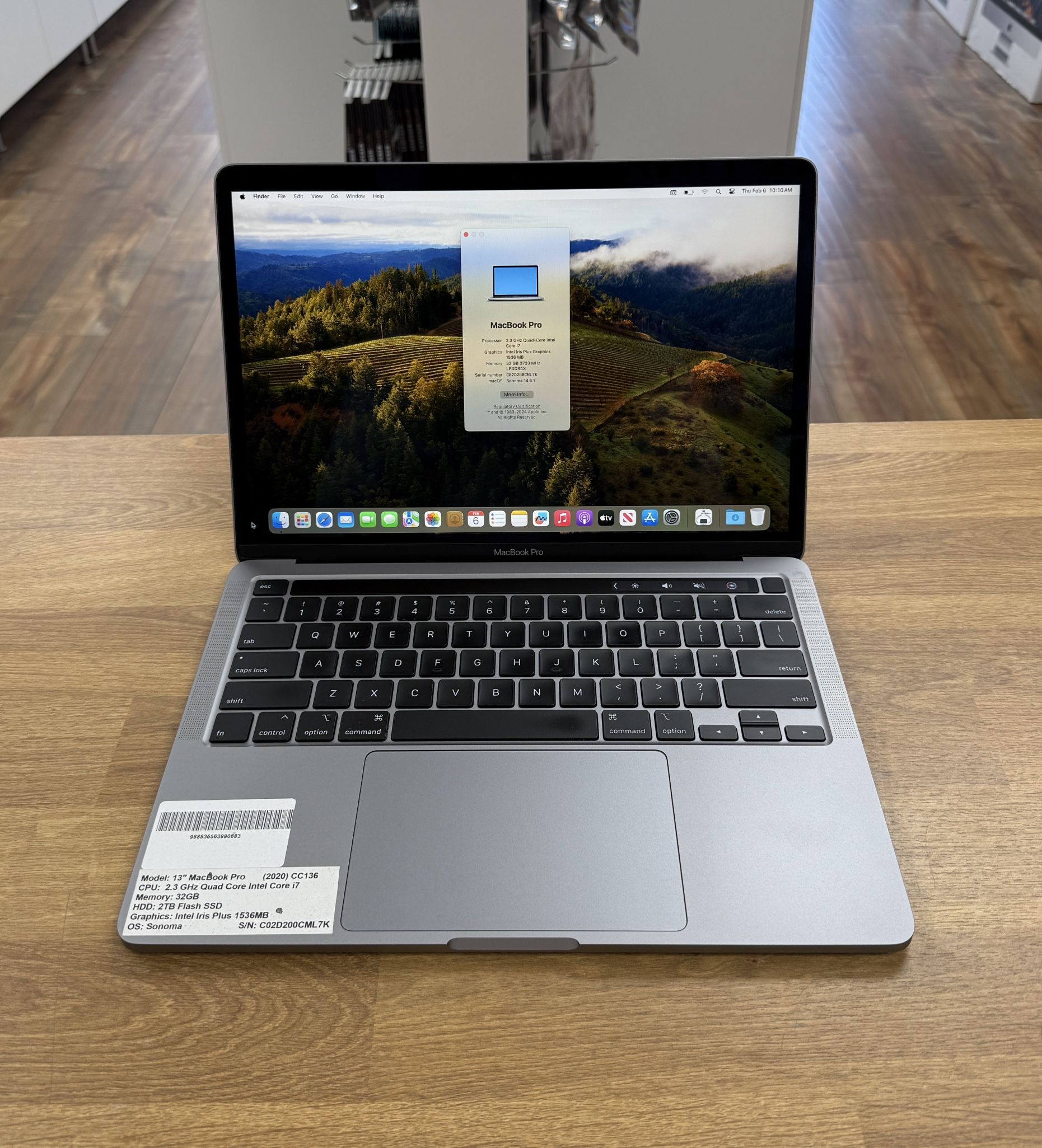 13 inch MacBook Pro Touchbar*32GB RAM*2TB SSD*2.3Ghz Intel Quad