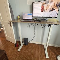 Rising desk 