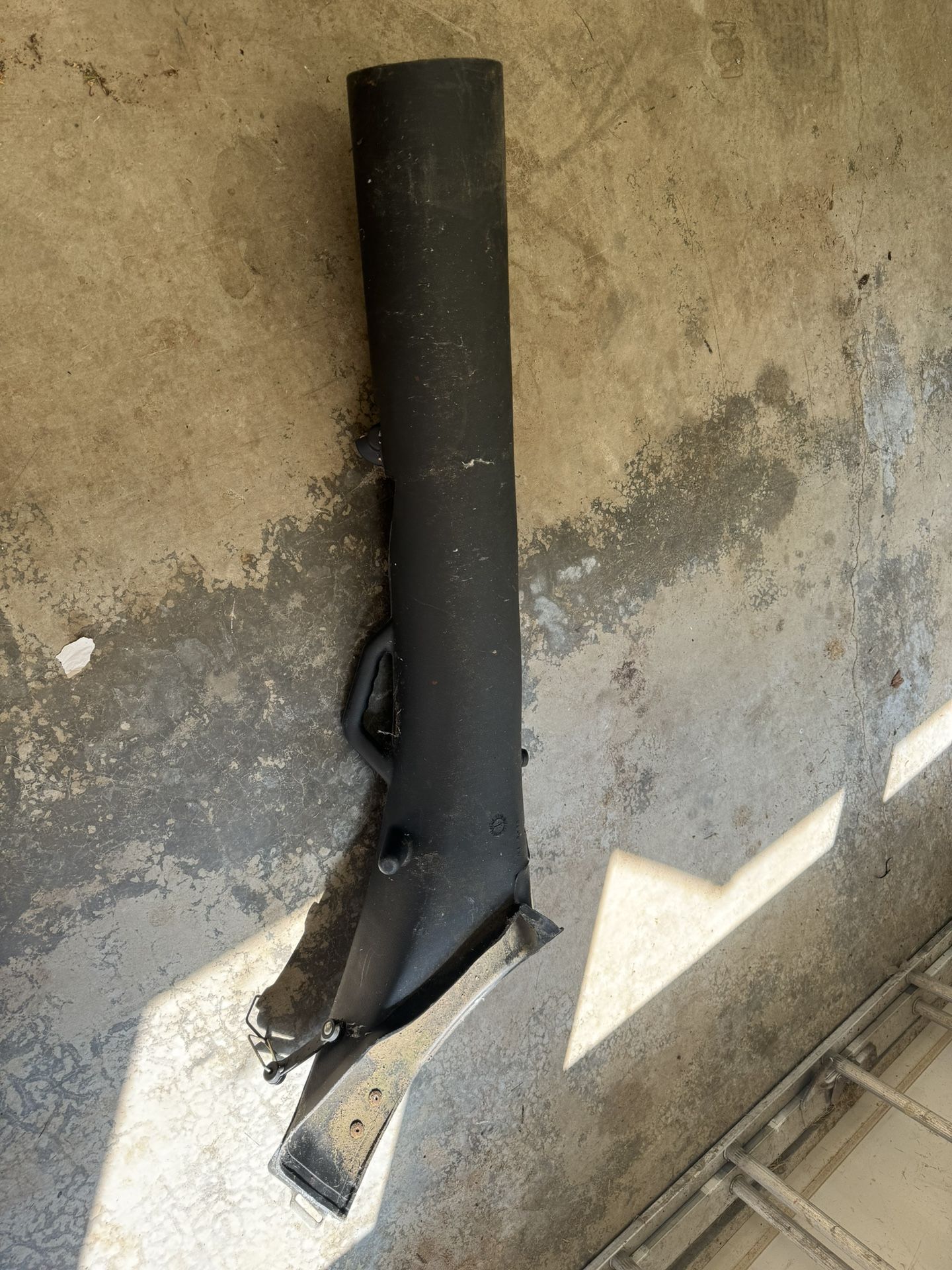 John Deere mower lower bagger shoot M136042