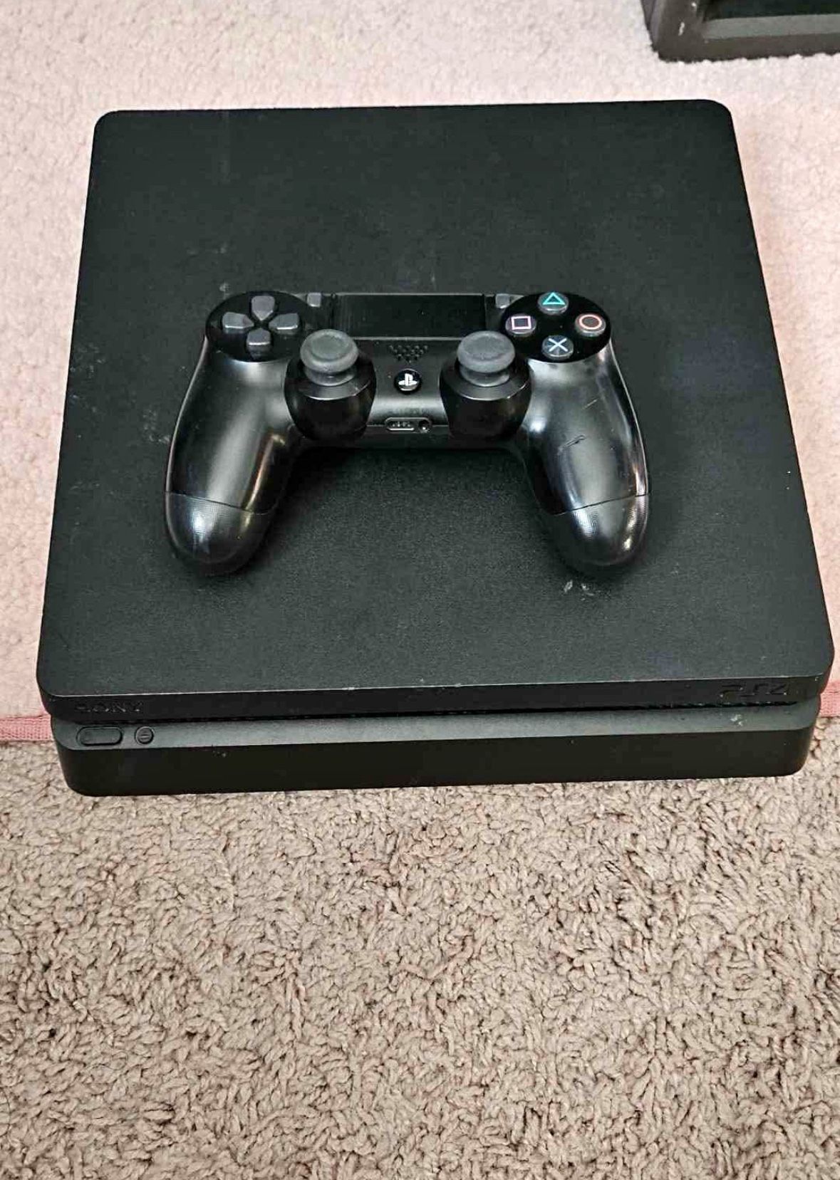 PS4 slim 1Tb with controller