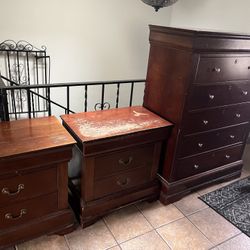 Dresser Set Wood 