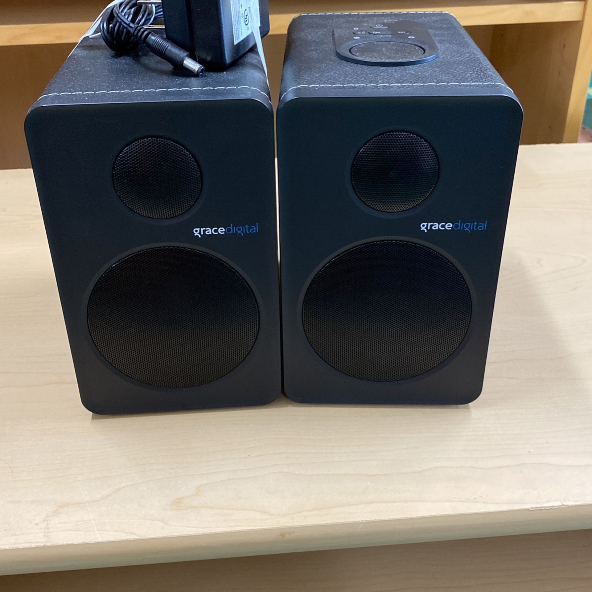 Grace Digital GDI-btsp201 Bluetooth Bookshelf Speakers , Black