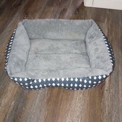 Grey pet bed