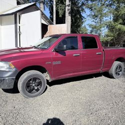 Ram 1500 Tradesman Crew Cab 