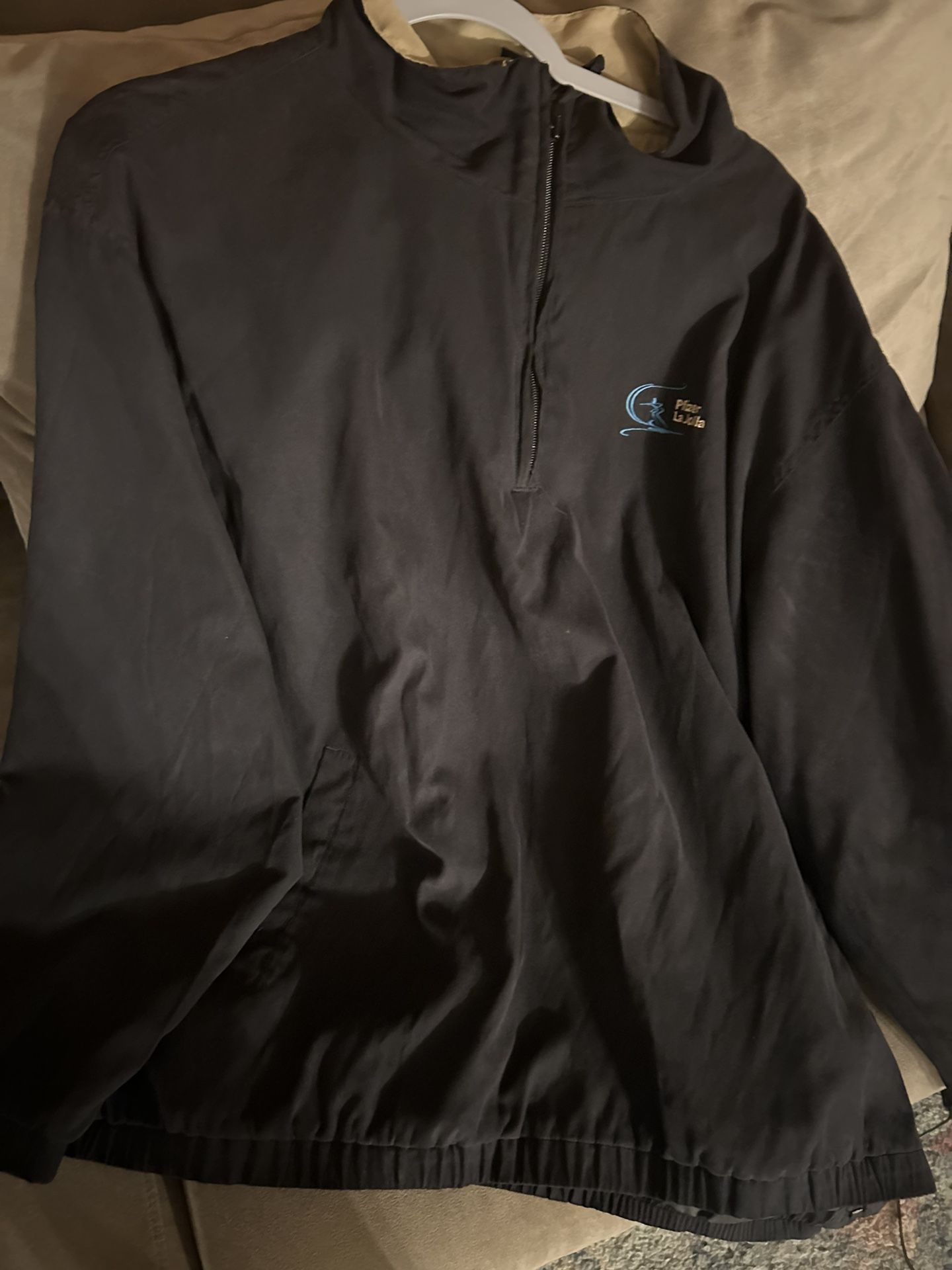Large Vantage Windbreaker