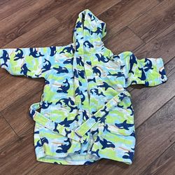 Kids Robe Size 5/6