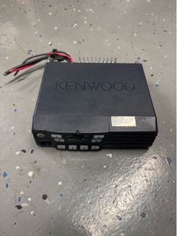 Kenwood TK-7102H -1 HF FM TRANSCEIVER Radio