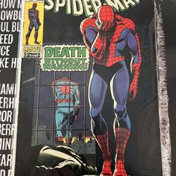 Amazing Spider-Man 75 Iconic Romita Cover