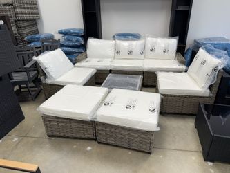 New, 8 Pieces Outdoor Patio Set( Already Assembled 