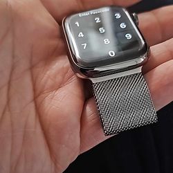 Apple Watch Series 7 Stainless Steel 45mm