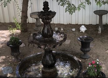 68” Outdoor Fountain with Brand New Pump