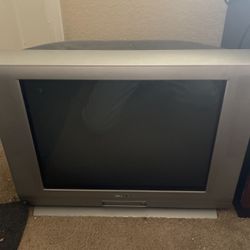 SHARP 27 Inch CRT (FREE AND FIXABLE)