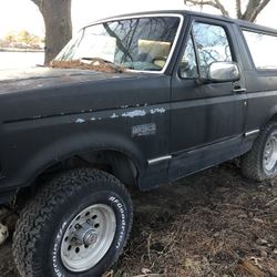 1993 Ford Bronco