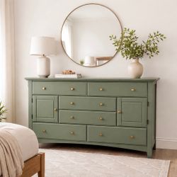 Beautiful Green 6 Drawer Wood Dresser