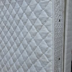Full Bed Mattress Box Spring 