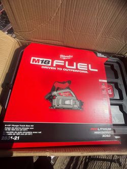 Milwaukee
M18 FUEL 18V Lithium-Ion Brushless Cordless 6-1/2 in. Plunge Track Saw PACKOUT Kit with One 6.0 Ah Battery