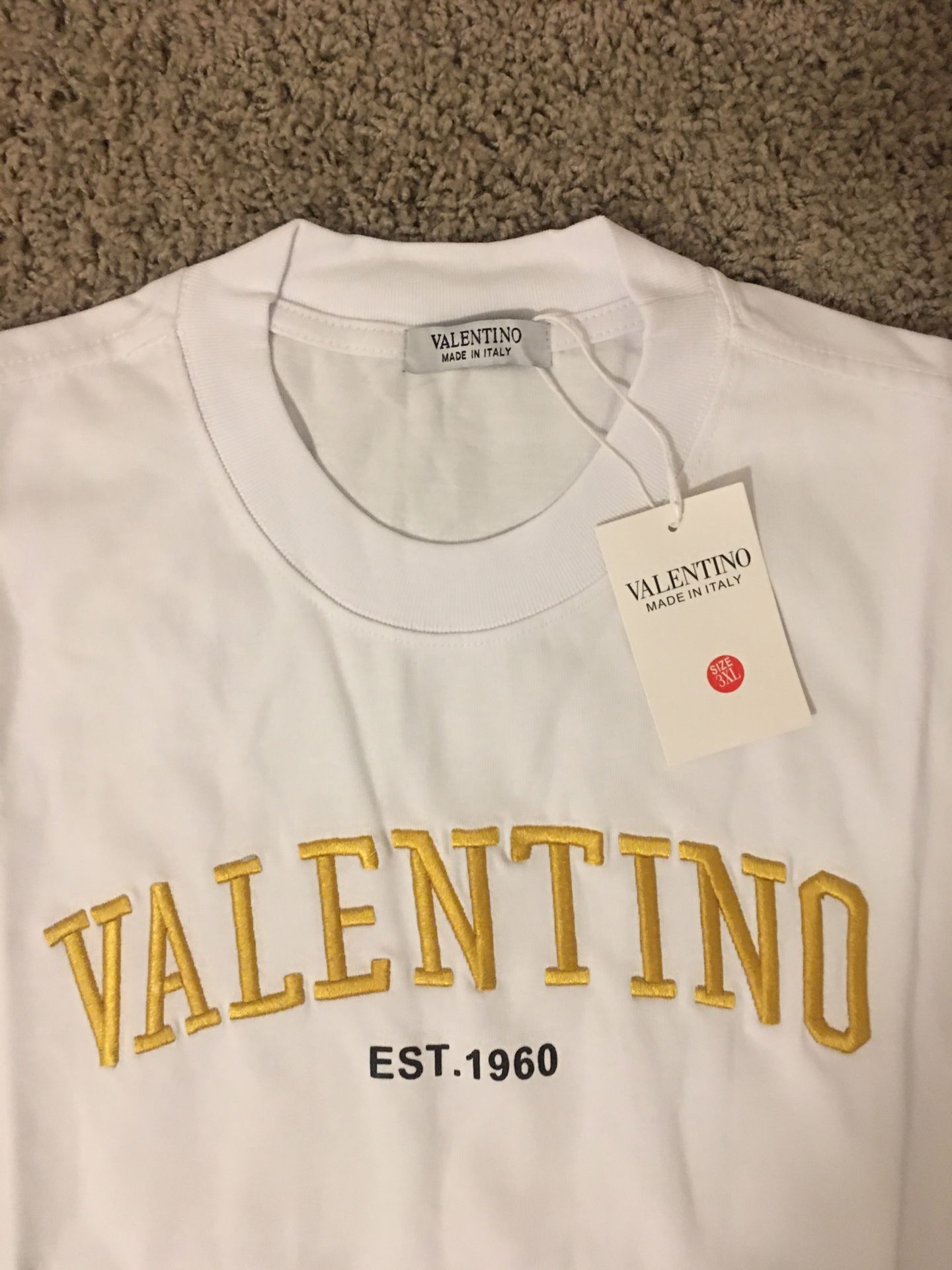 Valentino Designers Mens T Shirt Size 2XL Round Neck Short Sleeve Classic Wear