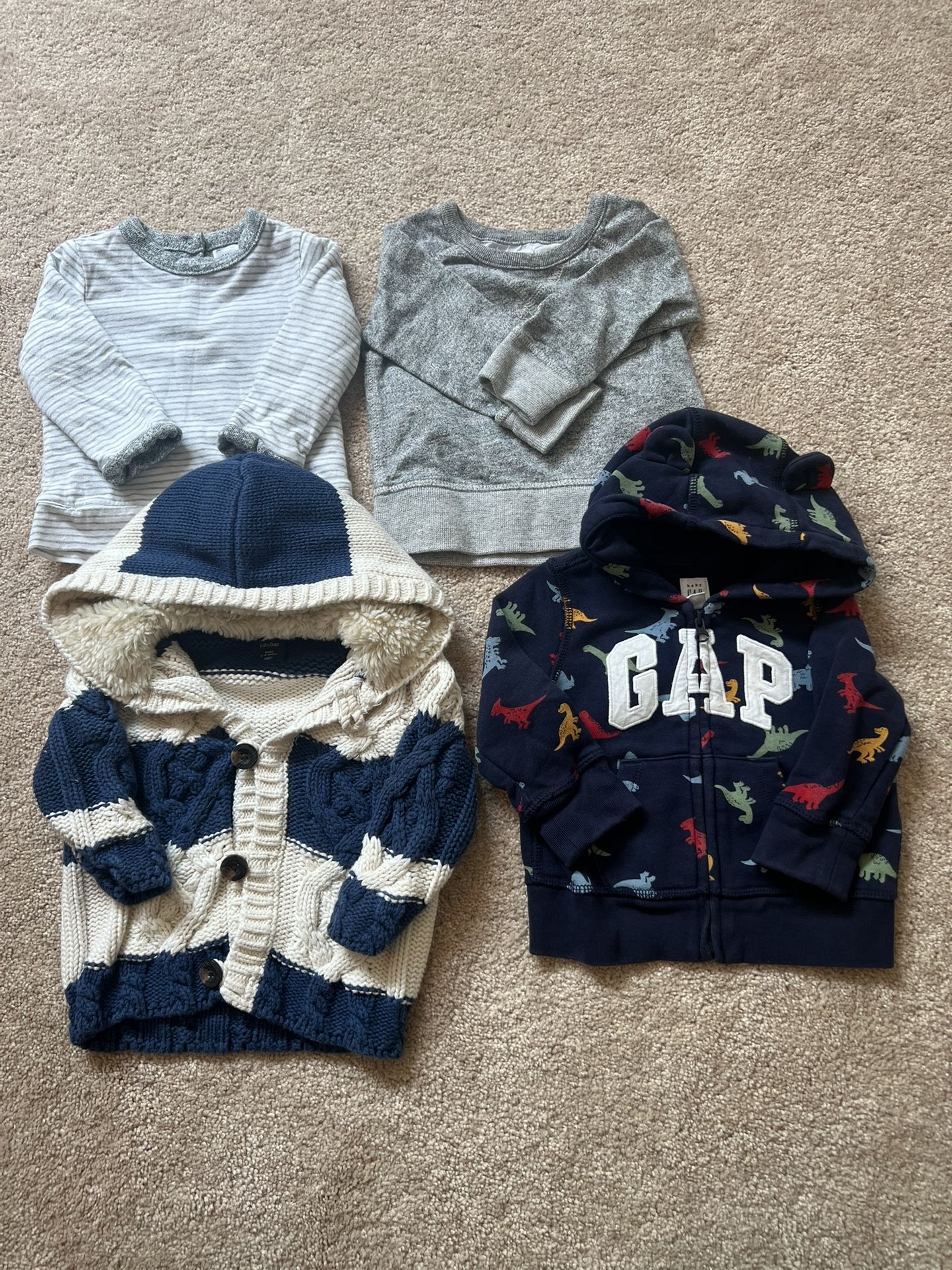 Baby GAP Clothing Bundle 6-12m