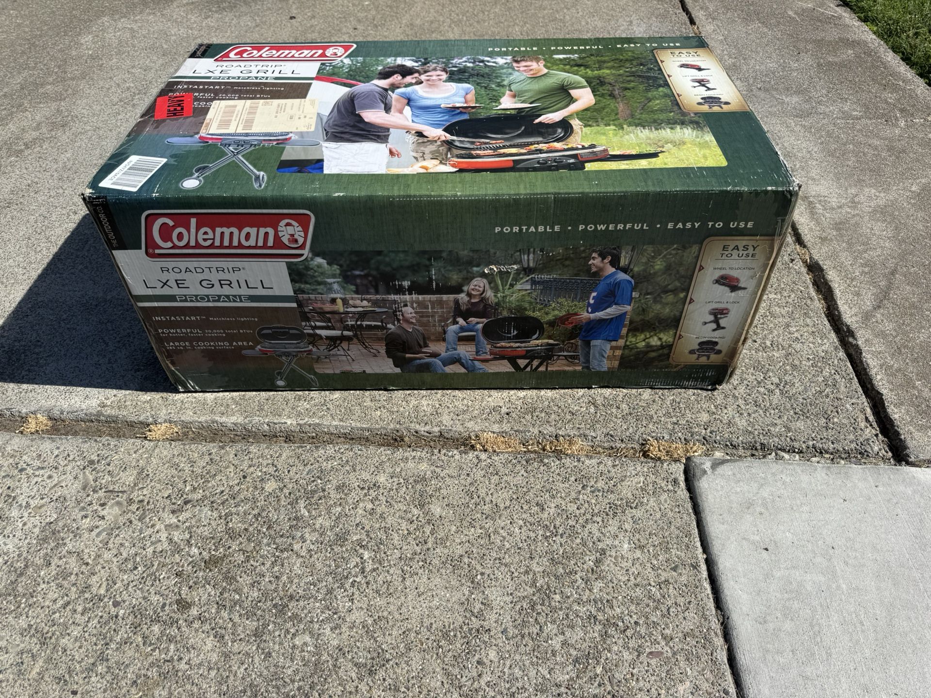 Coleman Road Trip XLE Grill