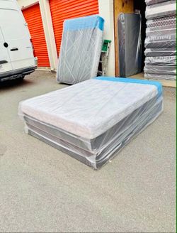 NEVER USED !! ✨ Mattress & Spring Box : For Sale Urgently ASAP