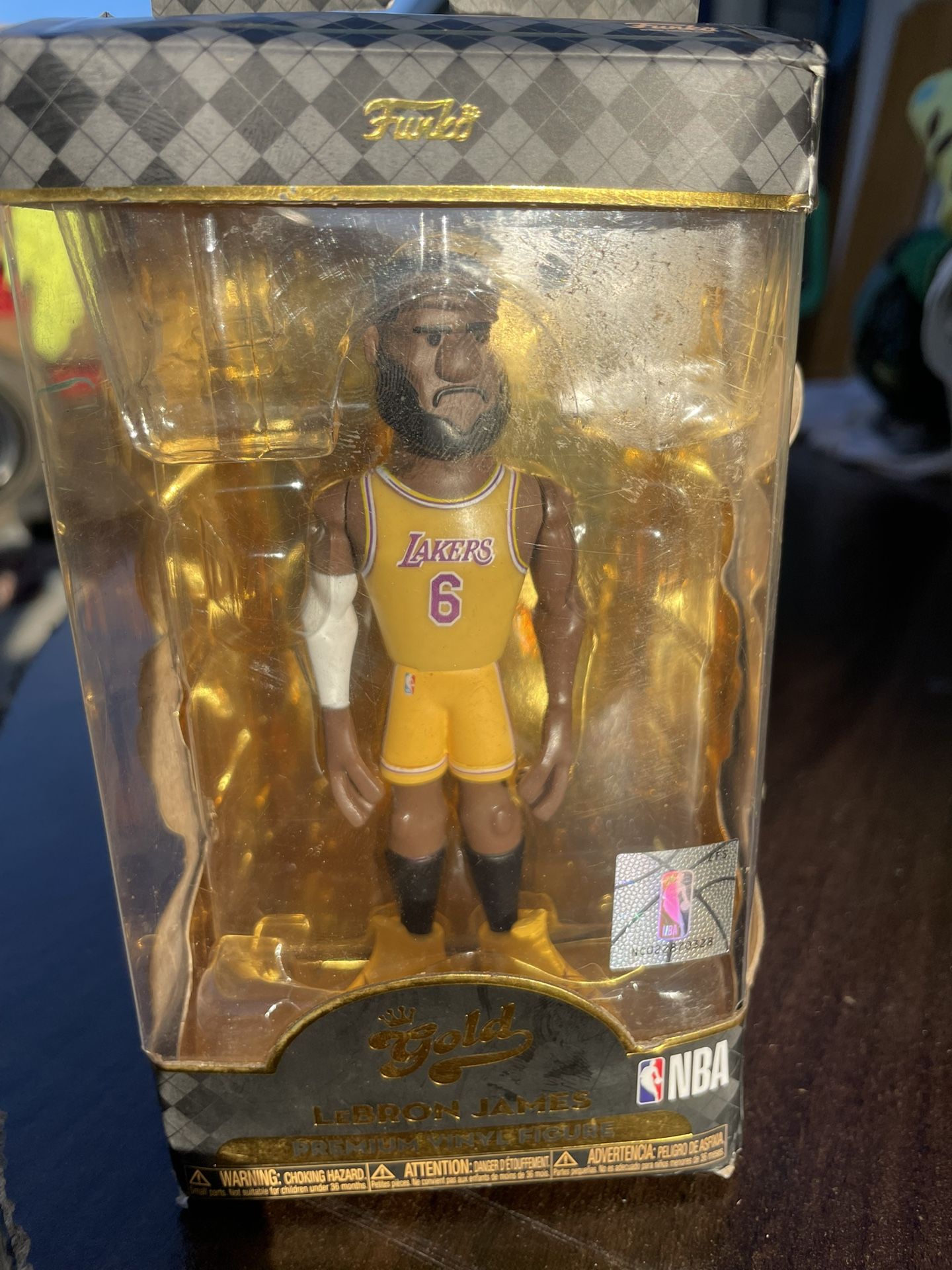 LeBron James - 5” Premium Vinyl Figure