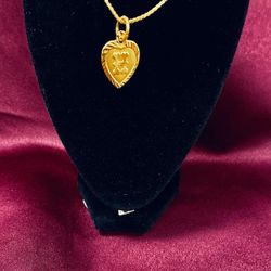 22K Gold Heart Pendant