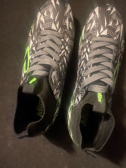 Soccer/Football cleats (Size 9 Men)