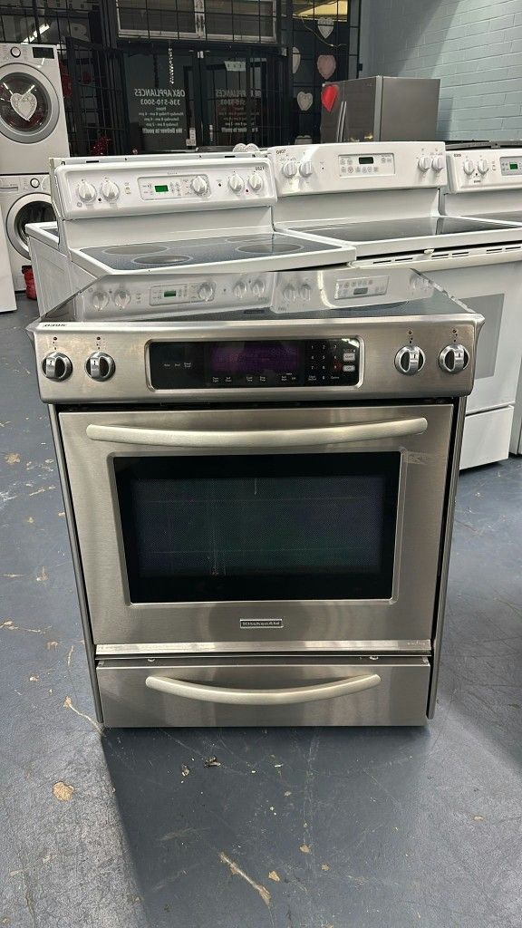 Kitchen Aid Self Cleans Elec tric Sto ve Fast Deli very!