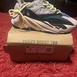 Yeezy Boost 700 
