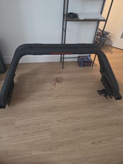 Truck bar