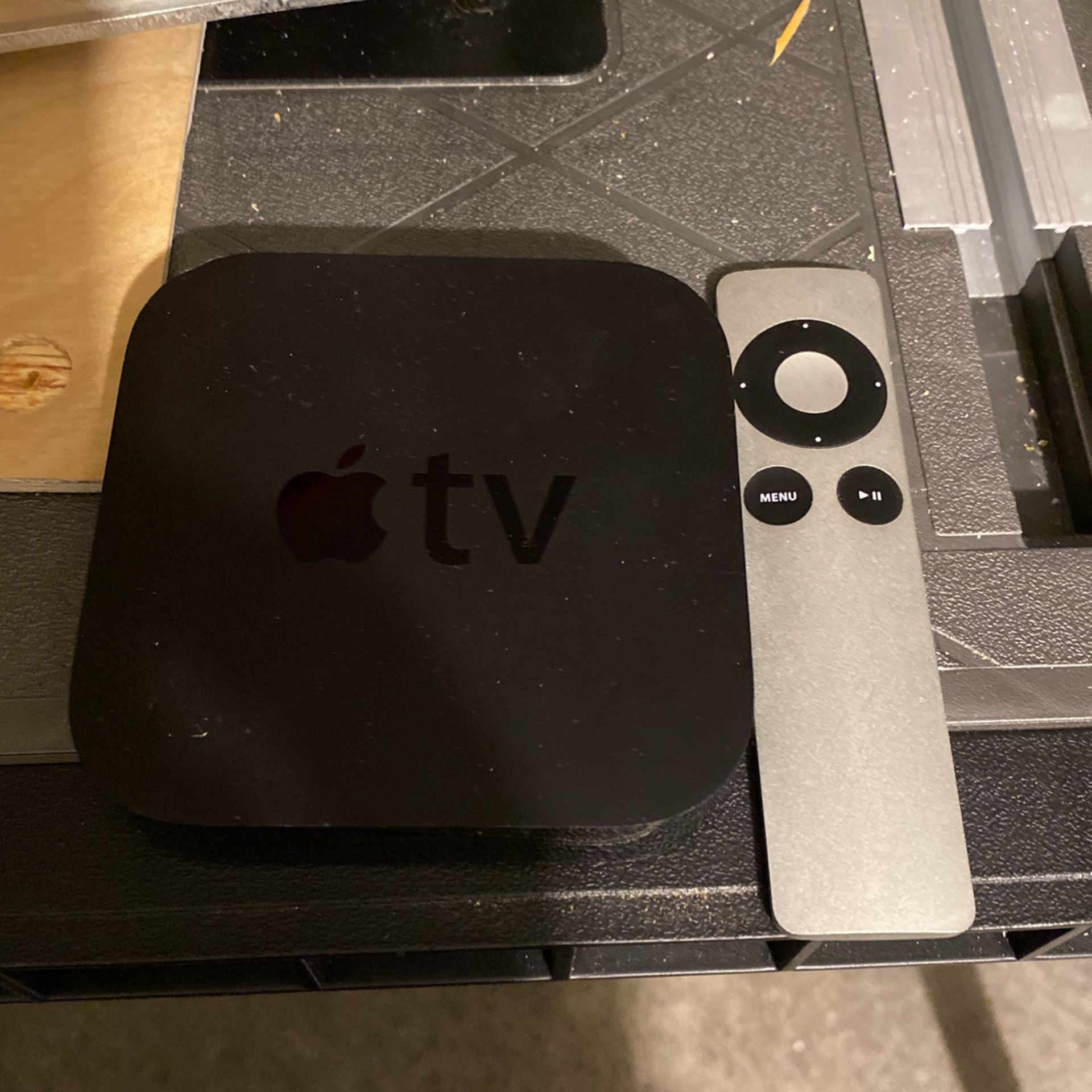 Apple TV With Remote 