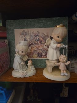 2 Precious Moments Figures 
