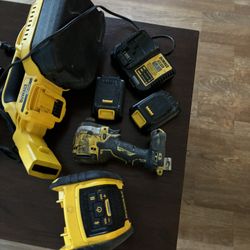 20 Volts Dewalt Tools