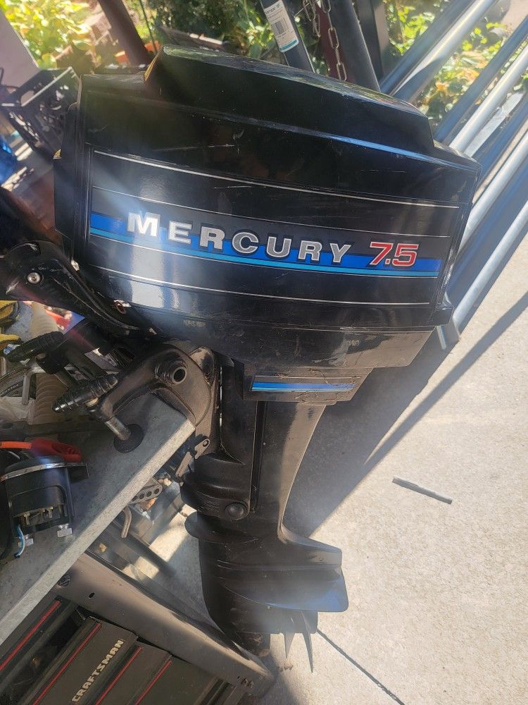 Mercury 7.5 Hp Outboard Motor