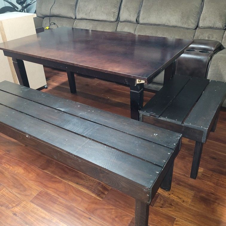 Dining Table & Bar Counter