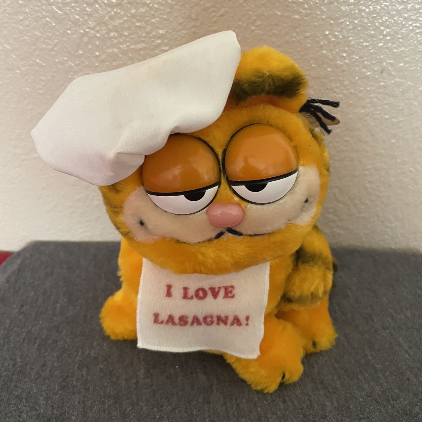 GARFIELD “I Love Lasagna” Chef Hat Plush Dakin store 7