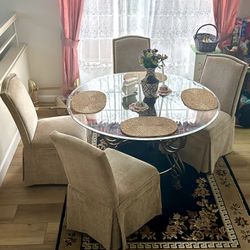Elegant Dining Table with 4 Skirted Chairs