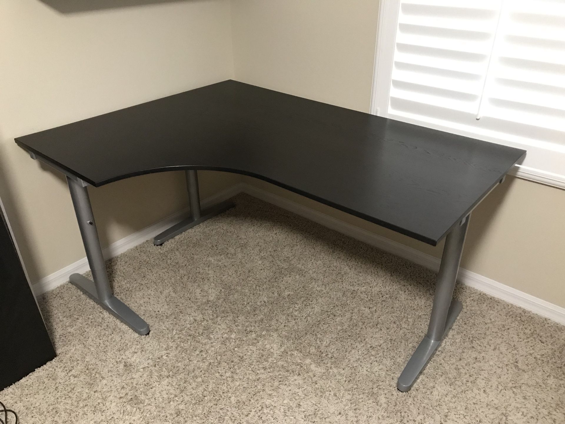 Nice - Ikea Galant - Bekant - Office Desk - Adjustable Height